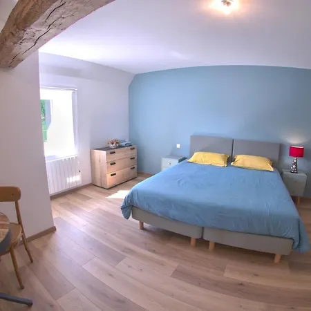 Au Pre Des Acajous Pertheville-Ners