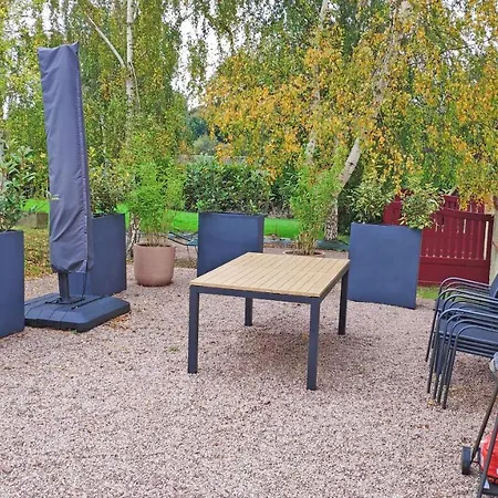 Au Pre Des Acajous Pertheville-Ners