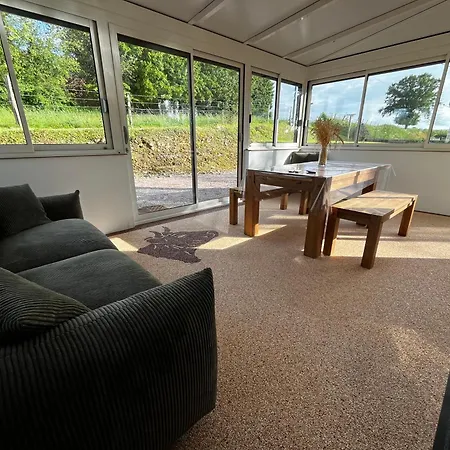 Holiday home Au Pre Des Acajous Pertheville-Ners